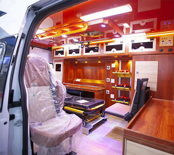 盈江县车辆内部展示