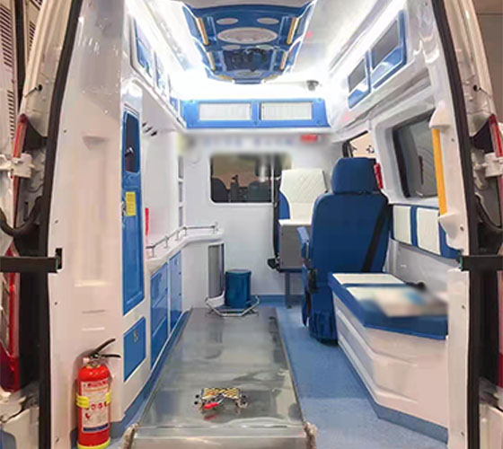 盈江县车辆内部展示